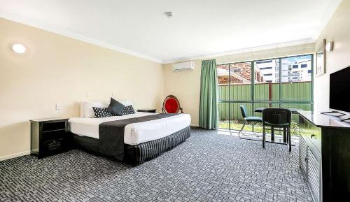 King Room - Non-Smoking