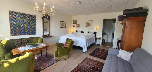 King Suite with Sea View