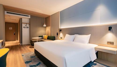 Standard King Room with Extra Floor Space