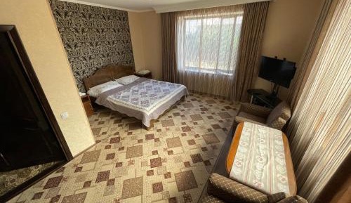 Large Double Room