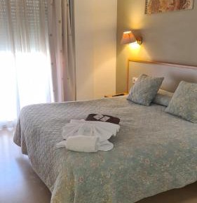 King Room with Balcony