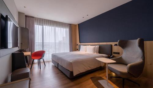 Standard Super King Room