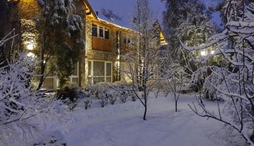 Apartment with Mountain View