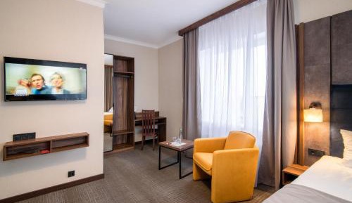 Twin Room with Balcony