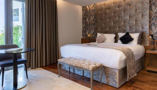 Deluxe Double or Twin Room with Balcony