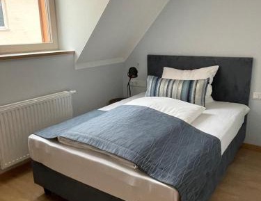 Deluxe Single Room