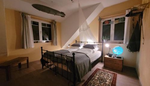 Standard Double Room with Shared Bathroom