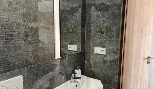 Deluxe Double or Twin Room with Private Bathroom