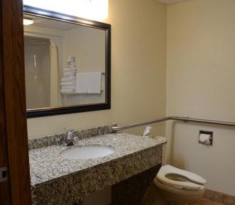 Queen Room - Disability Access