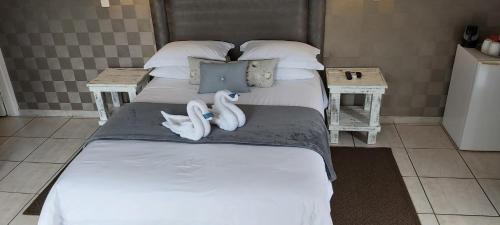 King Room with Pool View