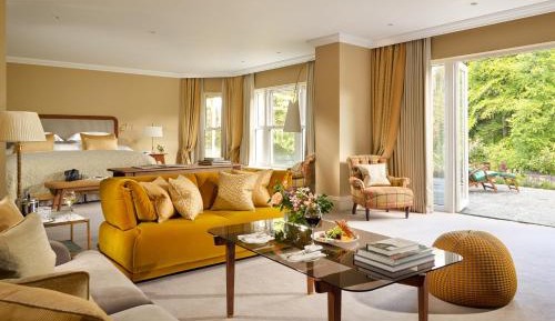 Suite with River View