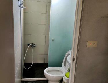 Queen Room with Shared Bathroom