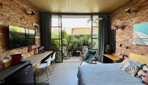 Studio with Balcony