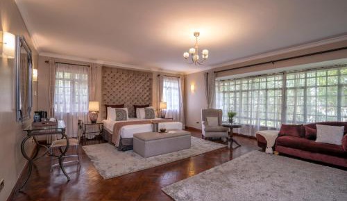 Superior King Suite
