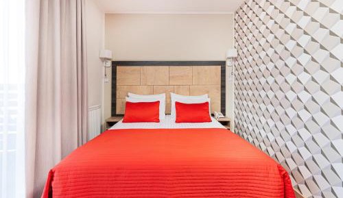 Deluxe Double Room with River View