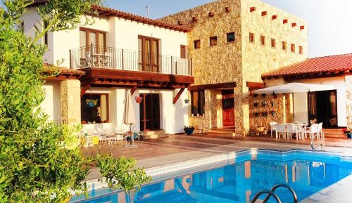 Four-Bedroom Villa with Private Pool