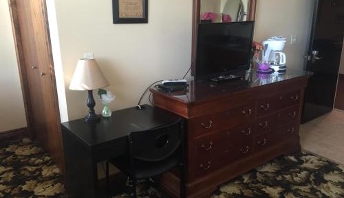 Queen Suite