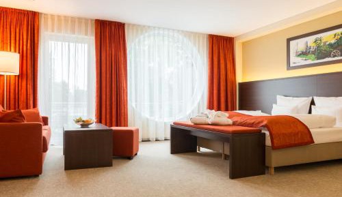 Double or Twin Room with Extra Bed