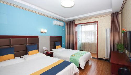 Deluxe Family Room