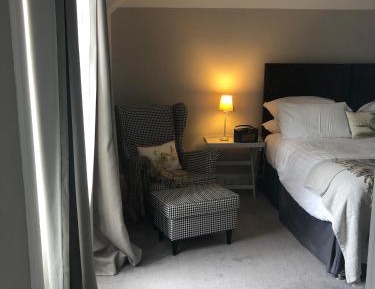 Double or Twin Room with Bathroom