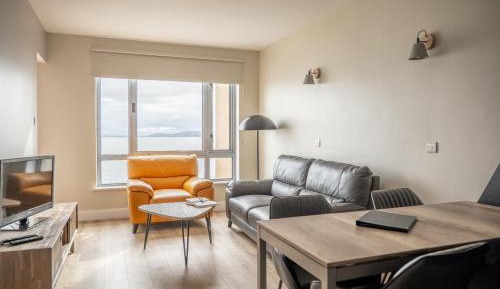Two-Bedroom Apartment with Sea View