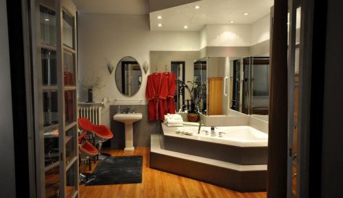 King Suite with Spa Bath