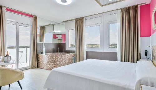 King Suite with Balcony