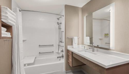 One-Bedroom Suite with Two Beds - Non-Smoking
