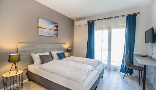 Double or Twin Room with View