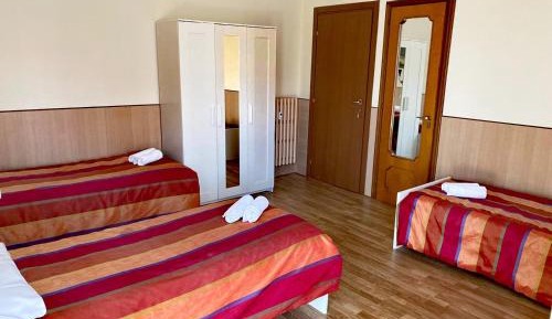 Triple Room with Private Bathroom