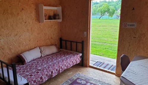 One-Bedroom Cottage