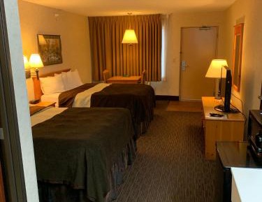 Standard Queen Room with Two Queen Beds