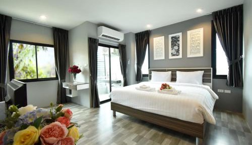 Executive Room 
