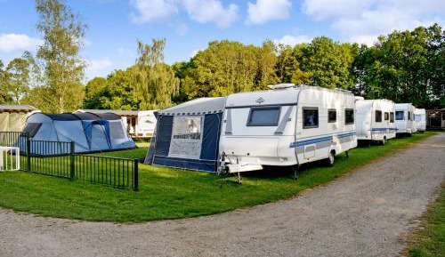 Empty Lot - Need to bring your own caravan or tent