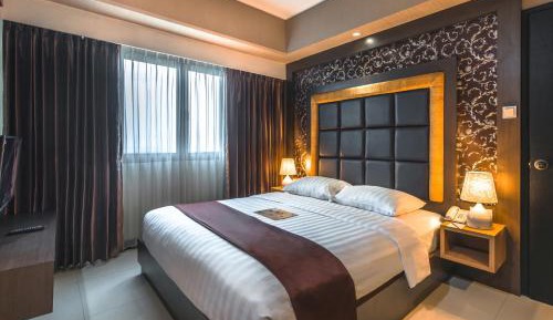 Deluxe One-Bedroom Apartment - Suite A