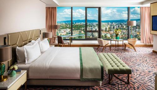 Signature Suite