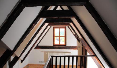 Superior One-Bedroom Apartment