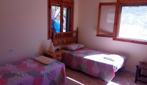 Twin Room with Shared Bathroom and Shared Kitchen