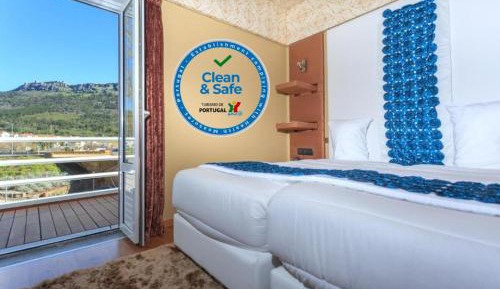 Double Room with River and Castle View