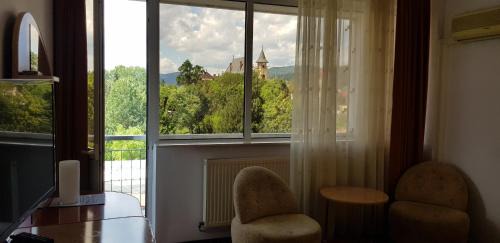 Queen Room with Balcony