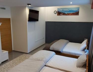 Classic Quadruple Room