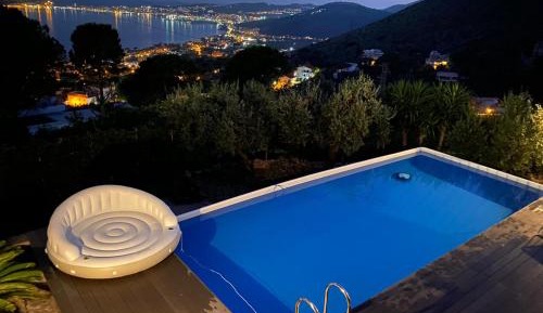 Four-Bedroom Villa with Sea View