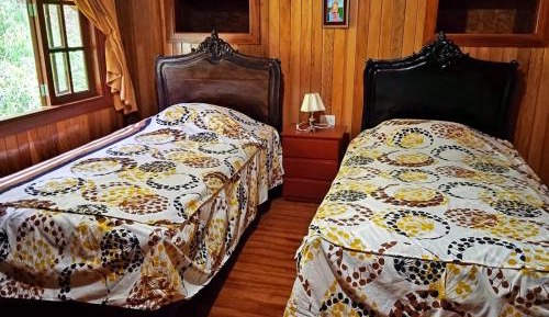 Twin Room with Private Bathroom