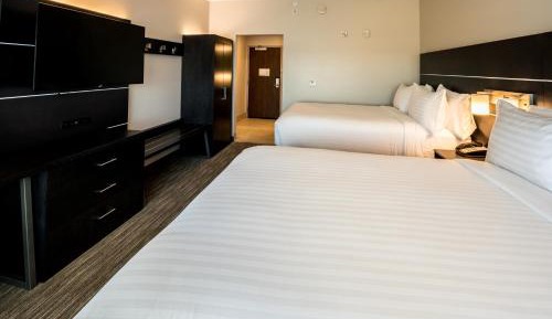 Suite with Two Queen Beds