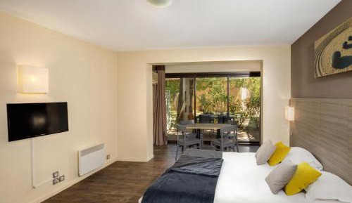 Double Room with Terrace