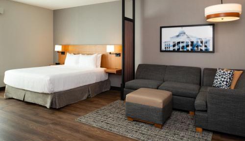 King Room with Sofa Bed and Accessible Tub - Disability Access