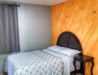 Family Room with Garden View