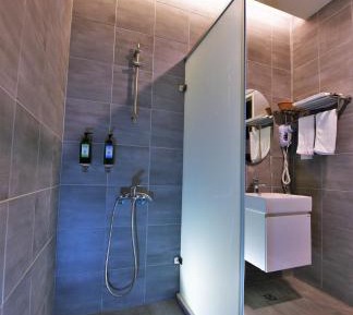 Quadruple Room with Shower
