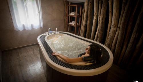 Suite with Spa Bath