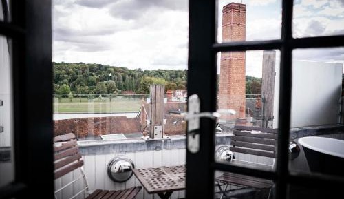 River View Suite